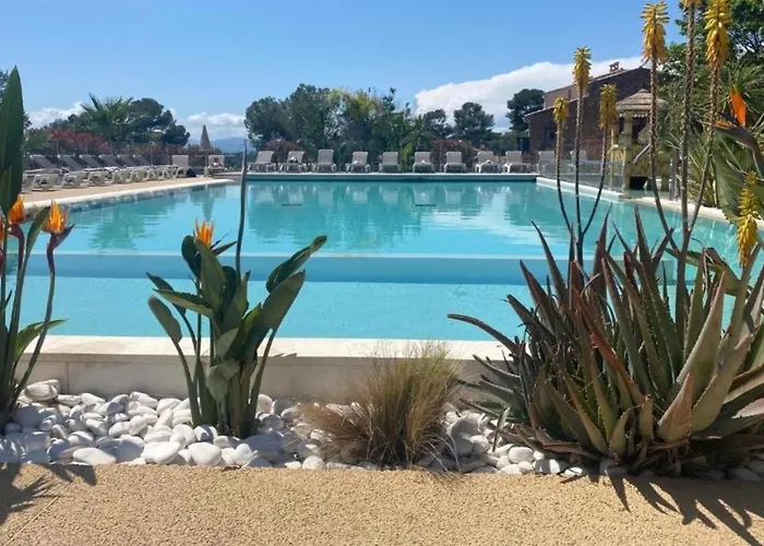 Sweet Κάμπινγκ Saint-Raphaël